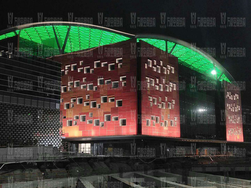 ETFE膜結(jié)構(gòu)有什么特點(diǎn)？?ETFE膜結(jié)構(gòu)可用于哪些建筑？