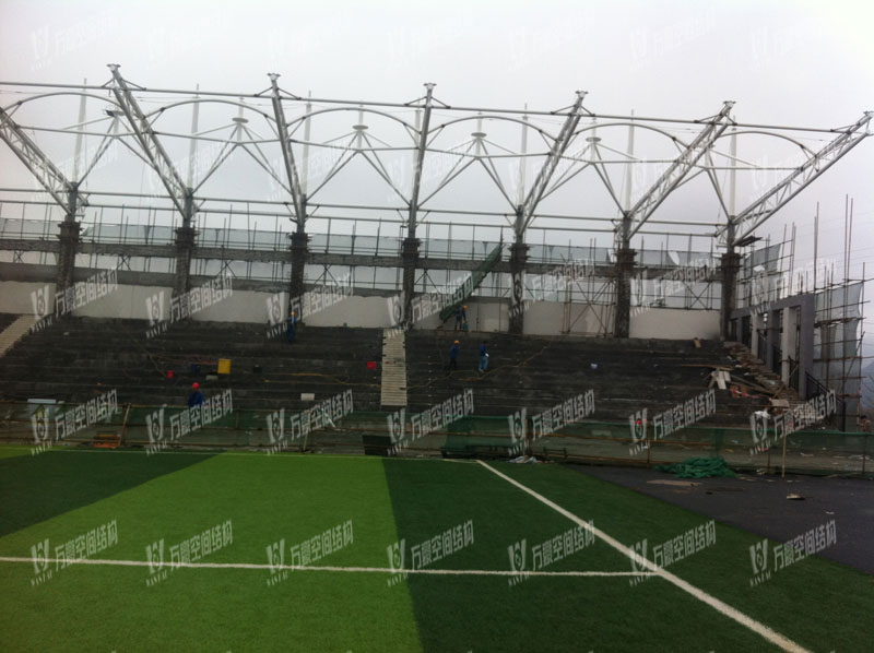 遵義職院異型鋼結(jié)構(gòu)項(xiàng)目 遵義職院異型鋼結(jié)構(gòu)項(xiàng)目