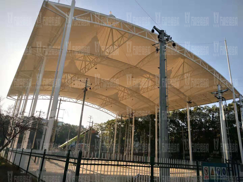 張拉膜結構廠家哪家好？該如何選擇張拉膜結構廠家？