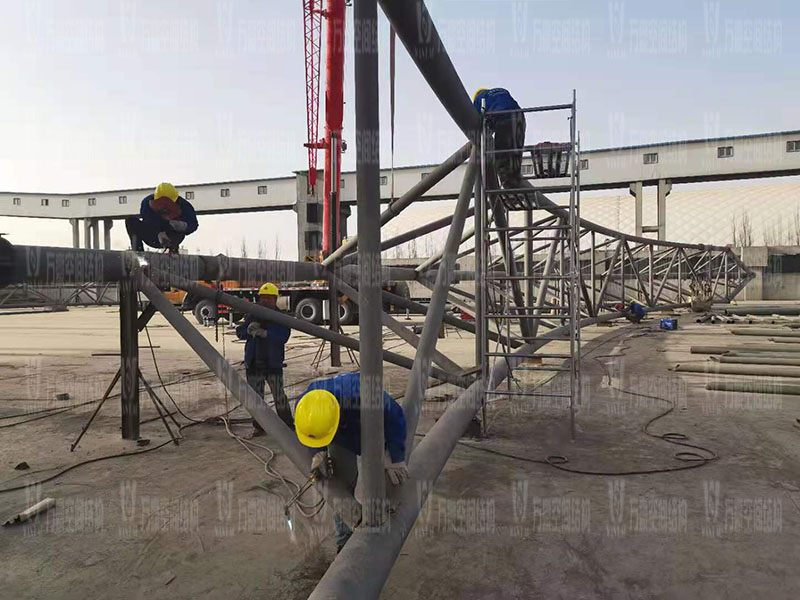 內(nèi)蒙能源長城五礦選煤廠鋼骨架膜棚建設(shè)項目鋼結(jié)構(gòu)施工中