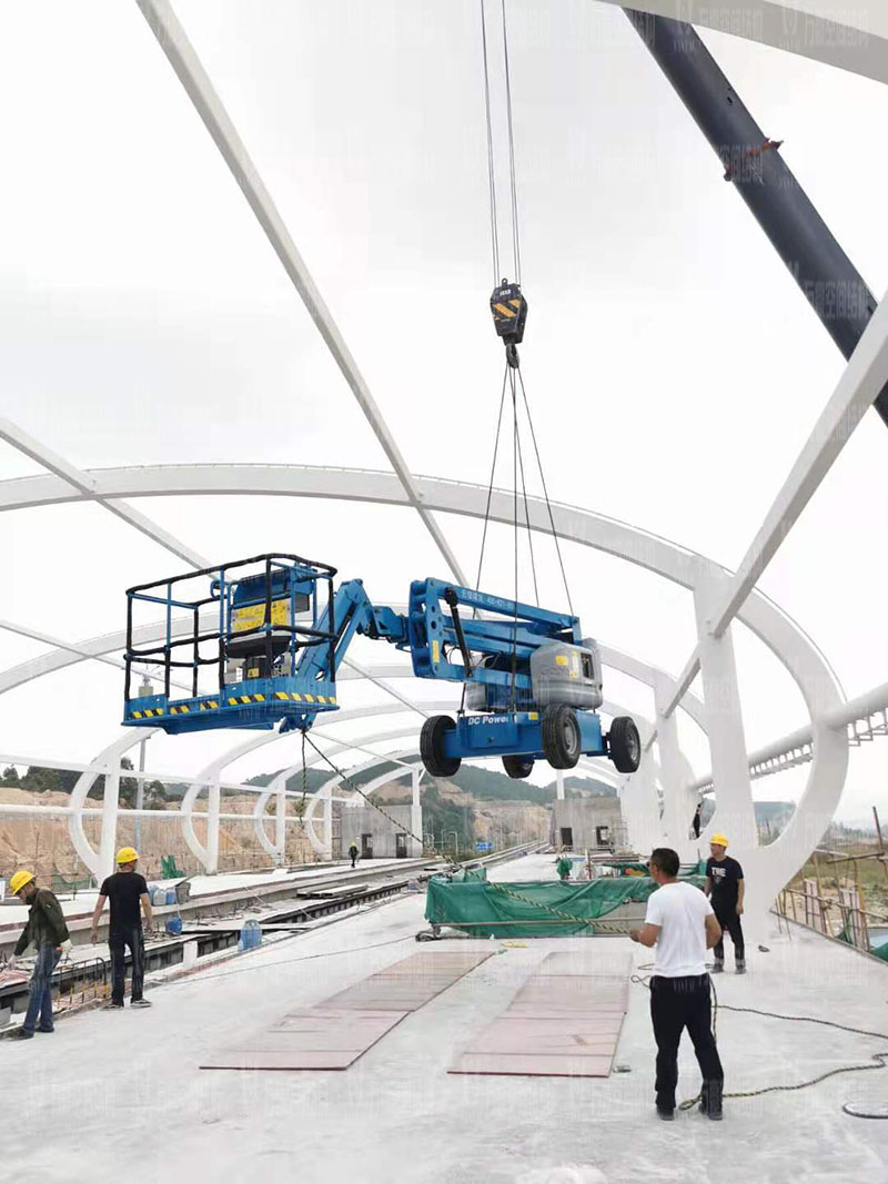清遠磁懸浮項目蓮湖車站鋼-膜結(jié)構(gòu)工程鋼結(jié)構(gòu)防火涂料完工