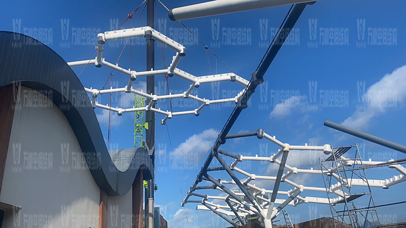 樂(lè)清鐵定溜溜樂(lè)園ETFE天幕及PTFE景觀傘膜結(jié)構(gòu)工程竣工 樂(lè)清鐵定溜溜樂(lè)園ETFE天幕及PTFE景觀傘膜結(jié)構(gòu)工程竣工