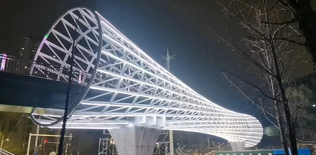 小蠻腰“倒了”嗎？