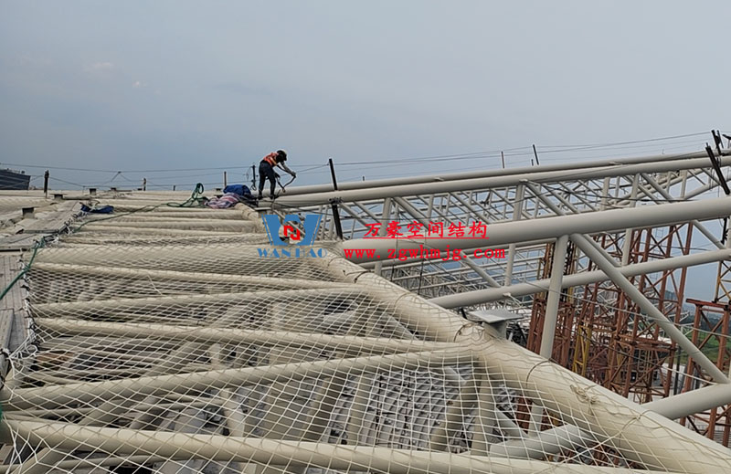 襄陽奧體中心膜結(jié)構(gòu)工程開始施工 襄陽奧體中心膜結(jié)構(gòu)工程開始施工