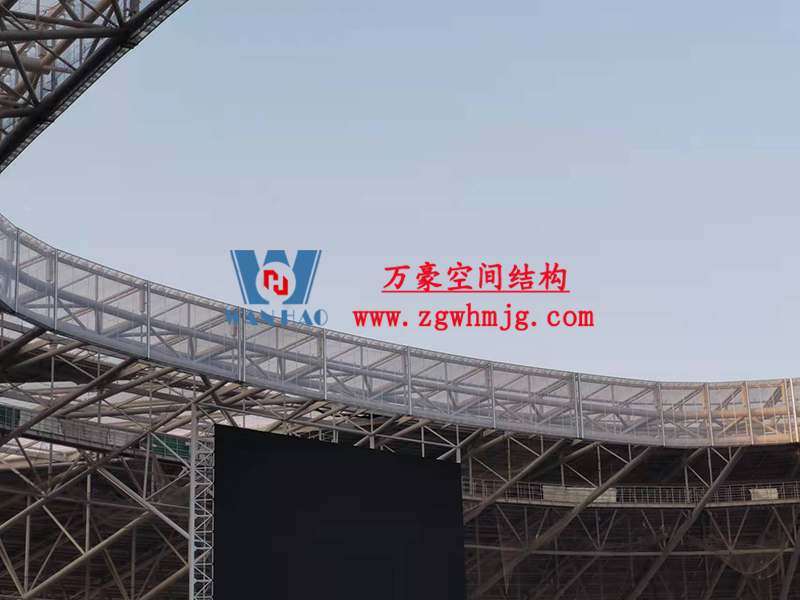 祝賀“我司重慶龍興足球場屋面及立面ETFE膜結(jié)構(gòu)工程榮獲定制錦旗和表揚信”