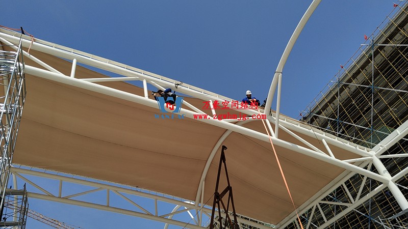 勞動(dòng)最光榮，致敬一線工作者！