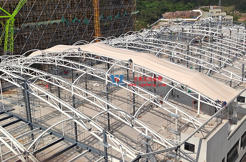 勞動(dòng)最光榮，致敬一線工作者！