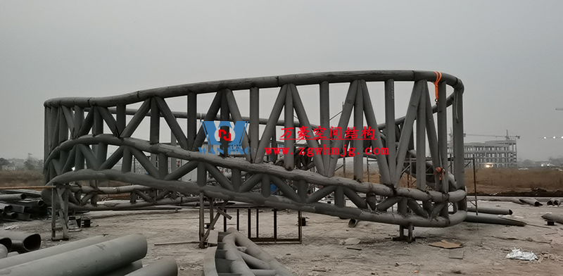 四川南充電影學(xué)院景觀膜結(jié)構(gòu)工程位于四川省南充市，此工程由寧波萬(wàn)豪空間結(jié)構(gòu)工程有限公司承建。  四川南充電影學(xué)院景觀膜結(jié)構(gòu)工程  四川南充電影學(xué)院景觀膜結(jié)構(gòu)工程  四川南充電影學(xué)院景觀膜結(jié)構(gòu)工程  四川南充電影學(xué)院景觀膜結(jié)構(gòu)工程  四川南充電影學(xué)院景觀膜結(jié)構(gòu)工程  四川南充電影學(xué)院景觀膜結(jié)構(gòu)工程  四川南充電影學(xué)院景觀膜結(jié)構(gòu)工程  四川南充電影學(xué)院景觀膜結(jié)構(gòu)工程  四川南充電影學(xué)院景觀膜結(jié)構(gòu)工程  四川南充電影學(xué)院景觀膜結(jié)構(gòu)工程  四川南充電影學(xué)院景觀膜結(jié)構(gòu)工程