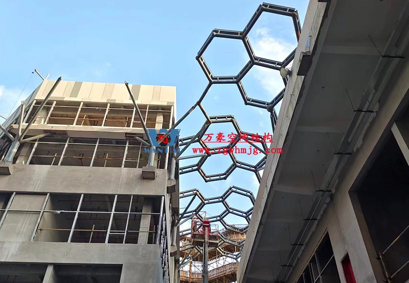 嘉興長安里ETFE氣枕鋼膜結(jié)構(gòu)頂棚工程 嘉興長安里ETFE氣枕鋼膜結(jié)構(gòu)頂棚工程