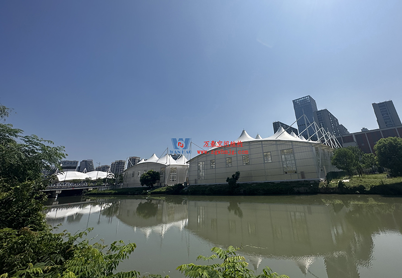 溫州惠民路西側綠地球場PTFE膜結構項目