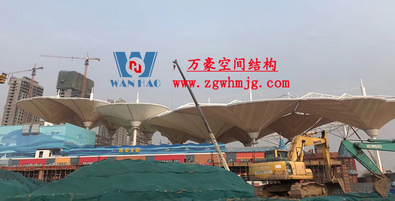 山東聊城萬達小鎮(zhèn)七彩祥云索膜結(jié)構(gòu)項目 山東聊城萬達小鎮(zhèn)七彩祥云索膜結(jié)構(gòu)項目