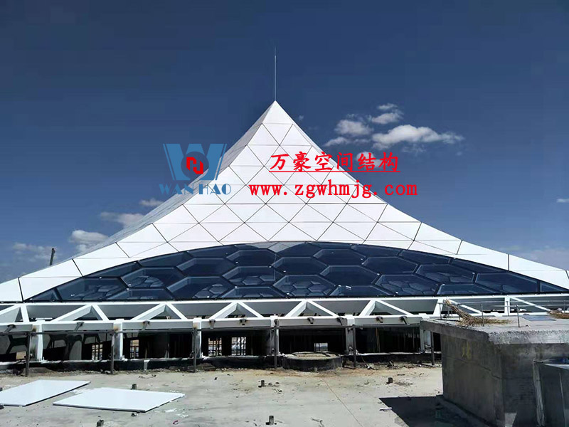 青海茶卡鹽湖天空之境集散中心鋼膜結(jié)構(gòu)項(xiàng)目 青海茶卡鹽湖天空之境集散中心鋼膜結(jié)構(gòu)項(xiàng)目