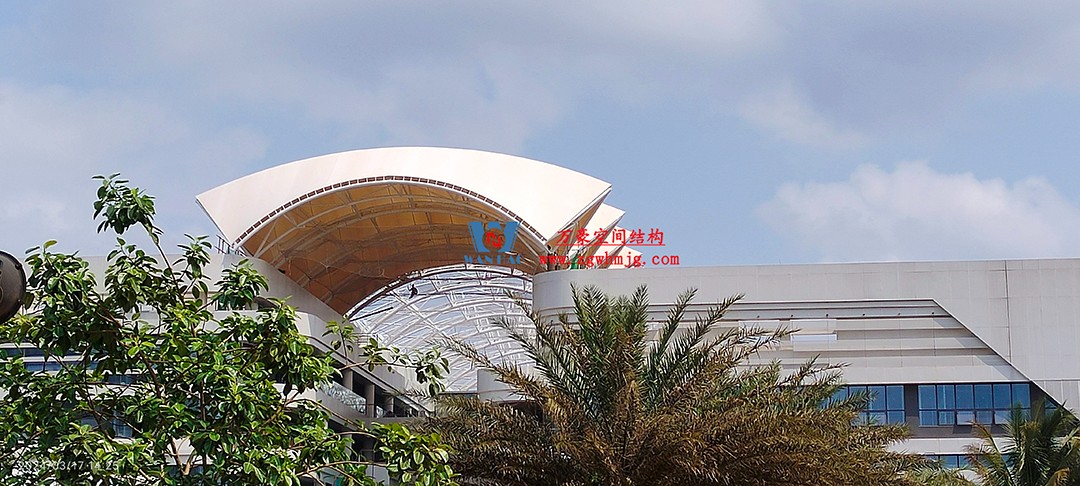 施工加速，這個(gè)PTFE膜結(jié)構(gòu)天幕即將完工！
