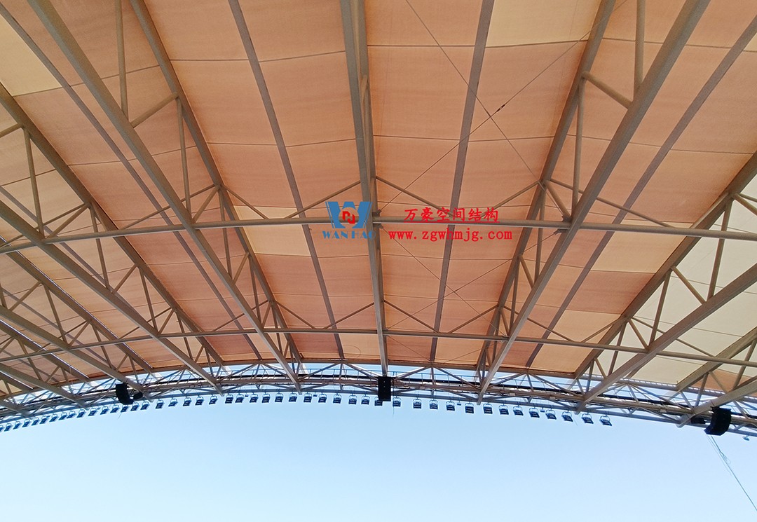 案例賞析|柔曲多變的PTFE膜結(jié)構(gòu)體育場(chǎng)館 案例賞析|柔曲多變的PTFE膜結(jié)構(gòu)體育場(chǎng)館