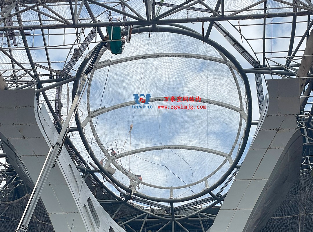 重慶東站站房正在加速建設(shè)，全力繪就項(xiàng)目新篇章