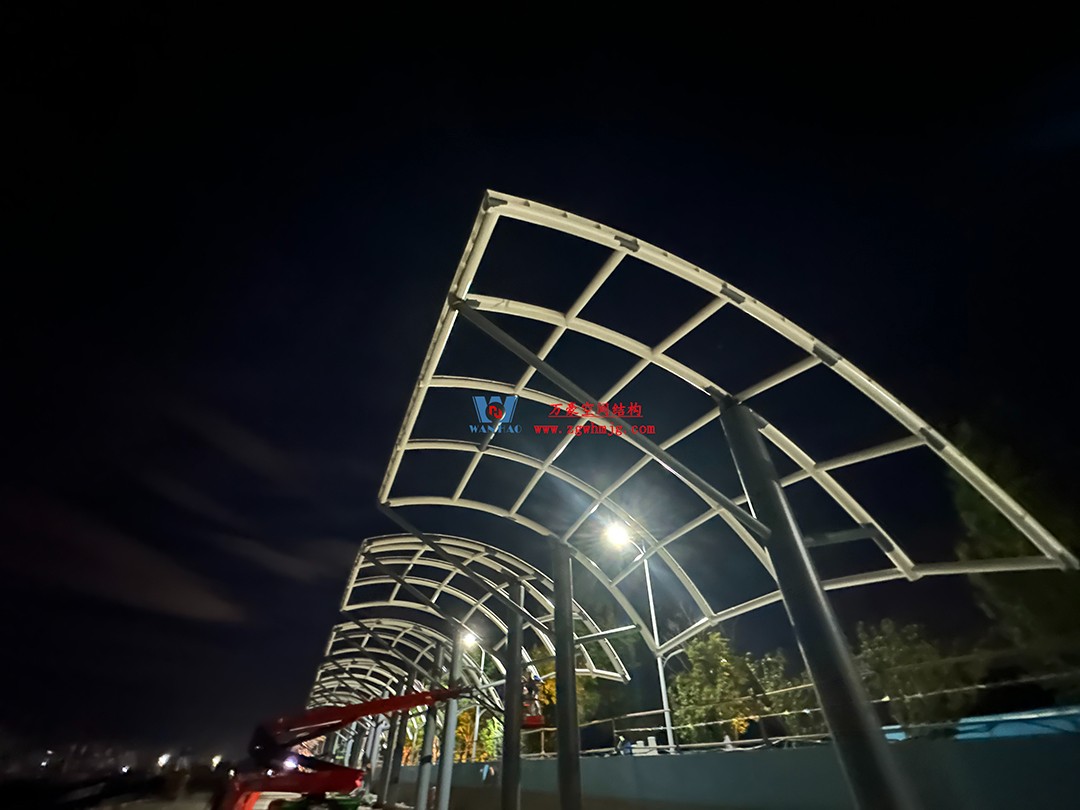 全面加速建設(shè)，創(chuàng)建優(yōu)質(zhì)精品工程