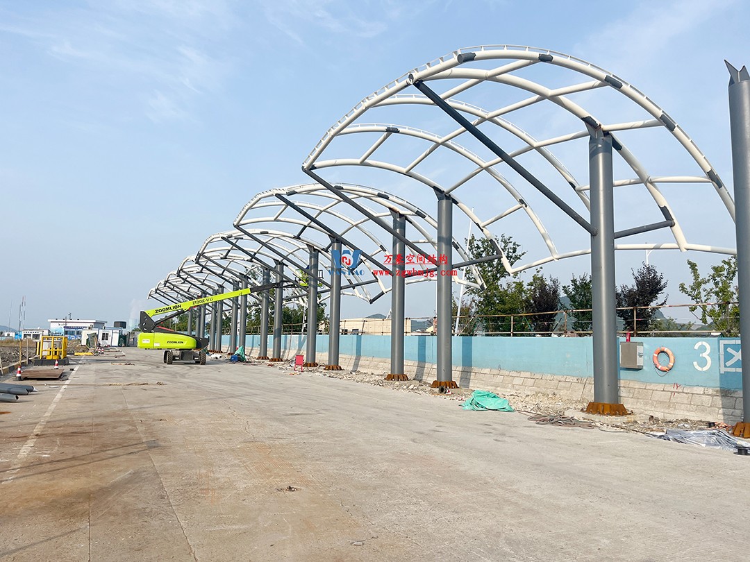 全面加速建設(shè)，創(chuàng)建優(yōu)質(zhì)精品工程