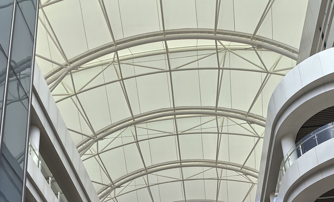 超強(qiáng)臺(tái)風(fēng)"摩羯"狂嘯登陸，這個(gè)膜結(jié)構(gòu)天幕經(jīng)受嚴(yán)峻考驗(yàn)！