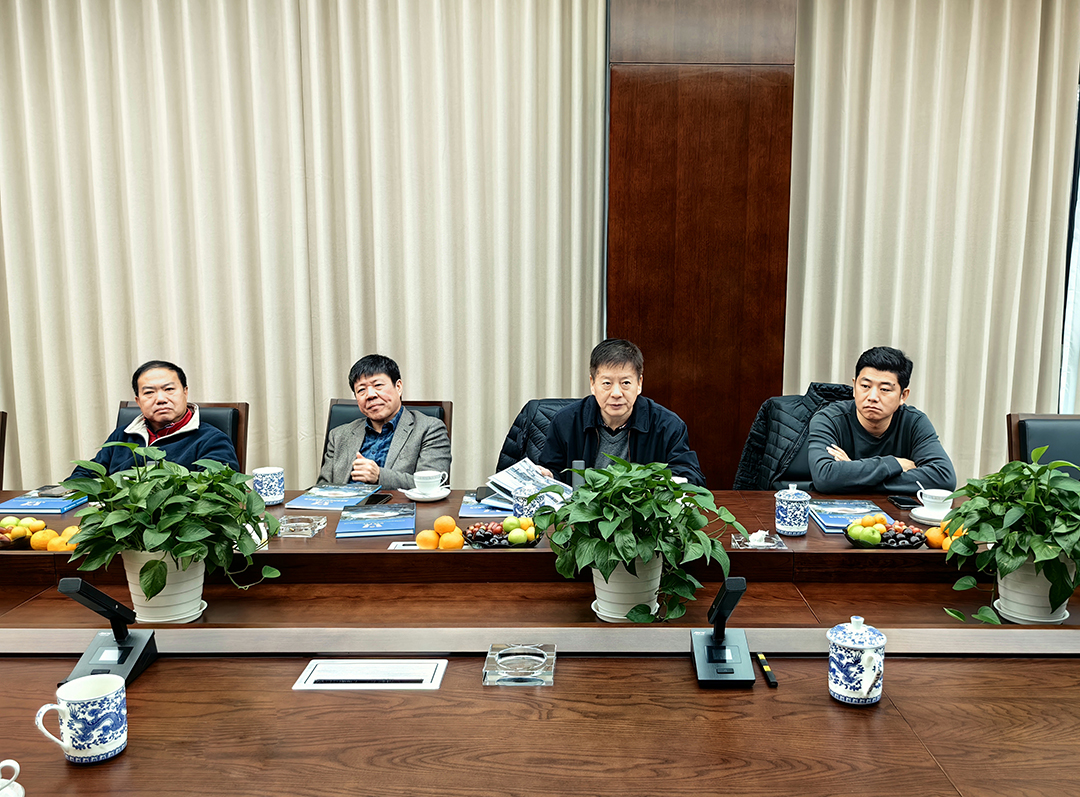 中國鋼結(jié)構(gòu)協(xié)會空間結(jié)構(gòu)分會領導專家一行蒞臨萬豪考察指導工作