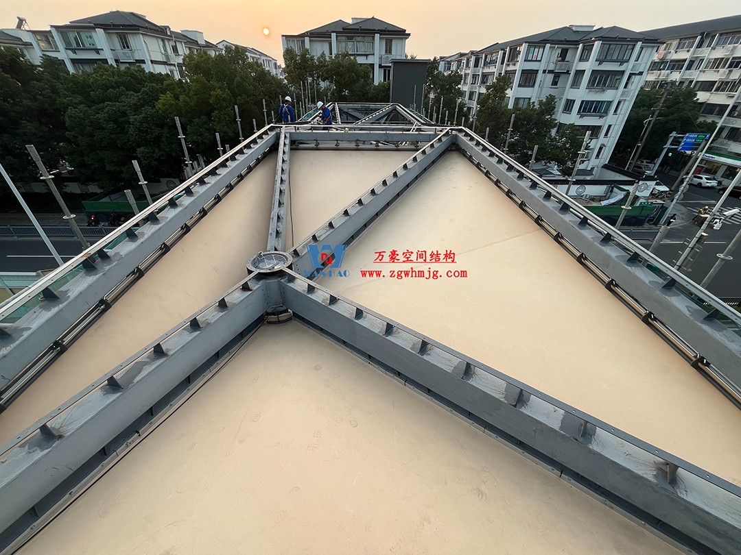 蘇州東環(huán)路人行天橋ptfe膜結(jié)構(gòu) 蘇州東環(huán)路人行天橋ptfe膜結(jié)構(gòu)