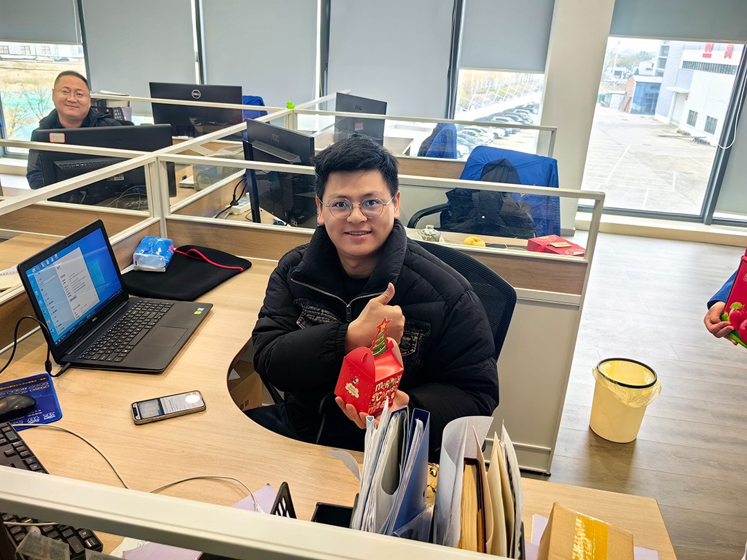 關(guān)愛員工，愛在萬豪|暖心平安夜，傳遞“蘋”安幸福