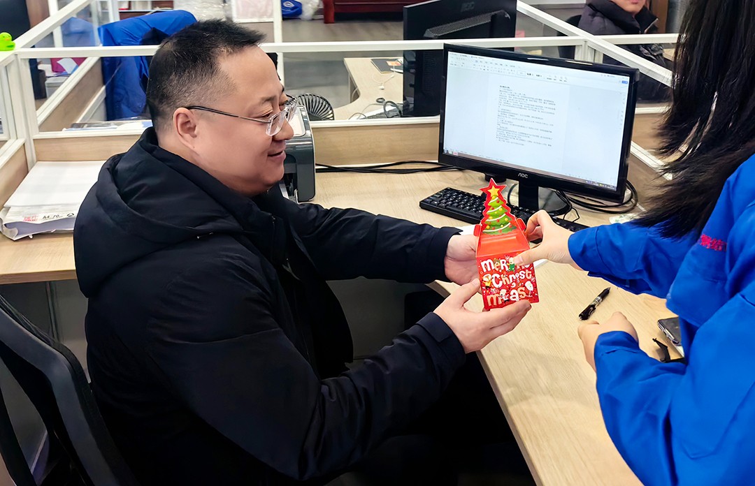 關(guān)愛員工，愛在萬豪|暖心平安夜，傳遞“蘋”安幸福