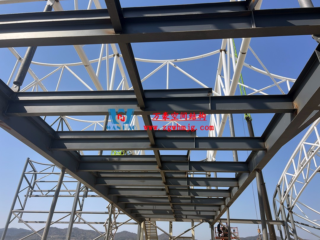 馭風逐沙，織就賽道美學——比亞迪紹興嵊州賽車場干拔沙坡觀景平臺鋼膜結(jié)構(gòu)