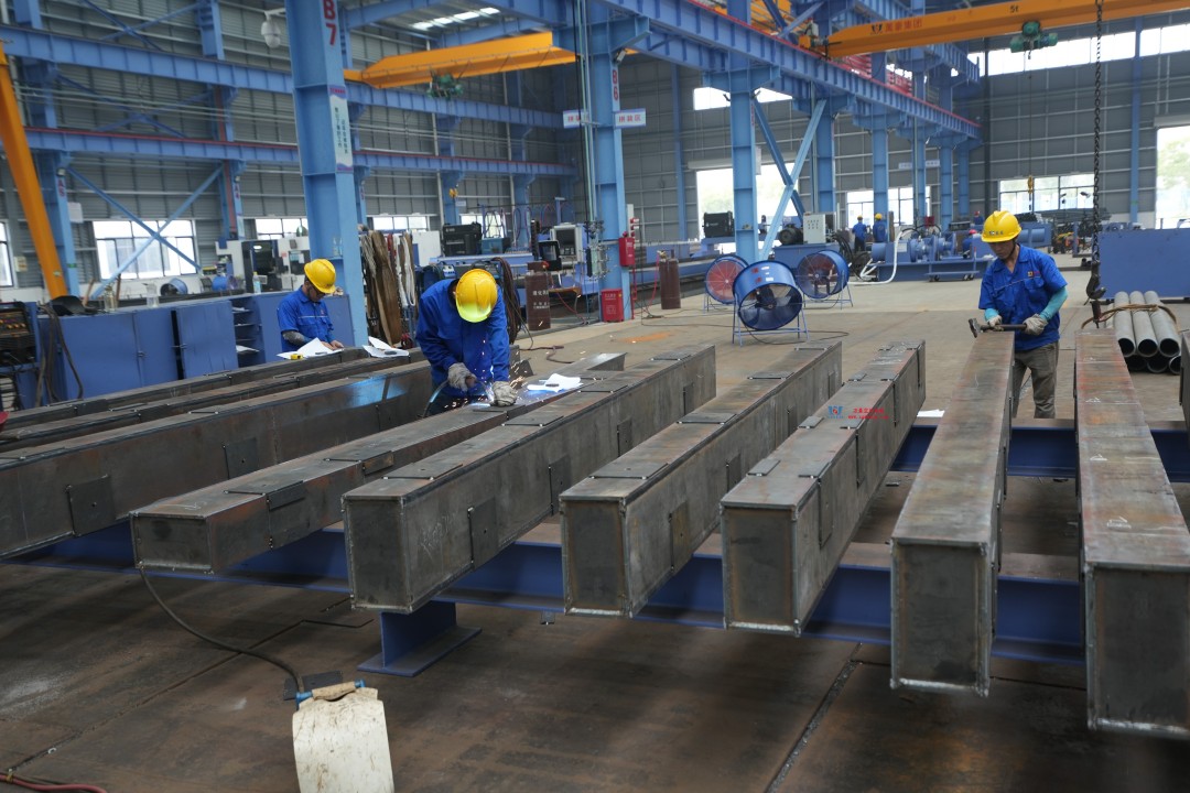 萬豪·科技賦能鋼膜結(jié)構(gòu)產(chǎn)業(yè)升級 萬豪·科技賦能鋼膜結(jié)構(gòu)產(chǎn)業(yè)升級