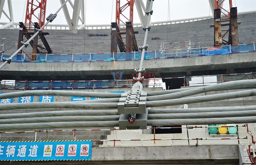 標(biāo)桿引領(lǐng)，智啟未來(lái)——萬(wàn)豪集團(tuán)營(yíng)銷(xiāo)、設(shè)計(jì)與技術(shù)骨干共赴無(wú)錫奧體中心，現(xiàn)場(chǎng)觀摩學(xué)習(xí)解鎖“創(chuàng)新密碼”