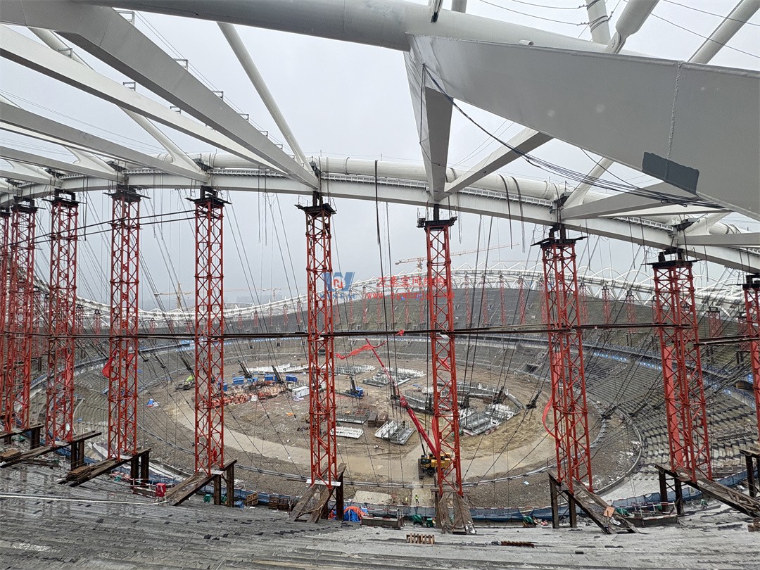 標(biāo)桿引領(lǐng)，智啟未來(lái)——萬(wàn)豪集團(tuán)營(yíng)銷(xiāo)、設(shè)計(jì)與技術(shù)骨干共赴無(wú)錫奧體中心，現(xiàn)場(chǎng)觀摩學(xué)習(xí)解鎖“創(chuàng)新密碼”