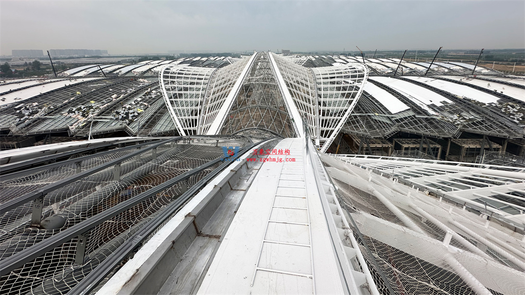 千帆競發(fā)勢如虹｜中原國際會展中心膜結(jié)構(gòu)天幕攻堅(jiān)實(shí)錄，擎起中原會展新地標(biāo)！