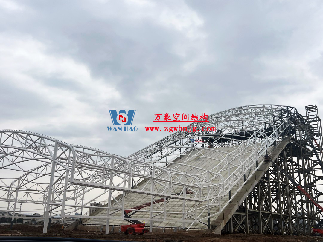 比亞迪紹興嵊州賽車場(chǎng)干拔沙坡觀景平臺(tái)鋼結(jié)構(gòu)項(xiàng)目 比亞迪紹興嵊州賽車場(chǎng)干拔沙坡觀景平臺(tái)鋼結(jié)構(gòu)項(xiàng)目