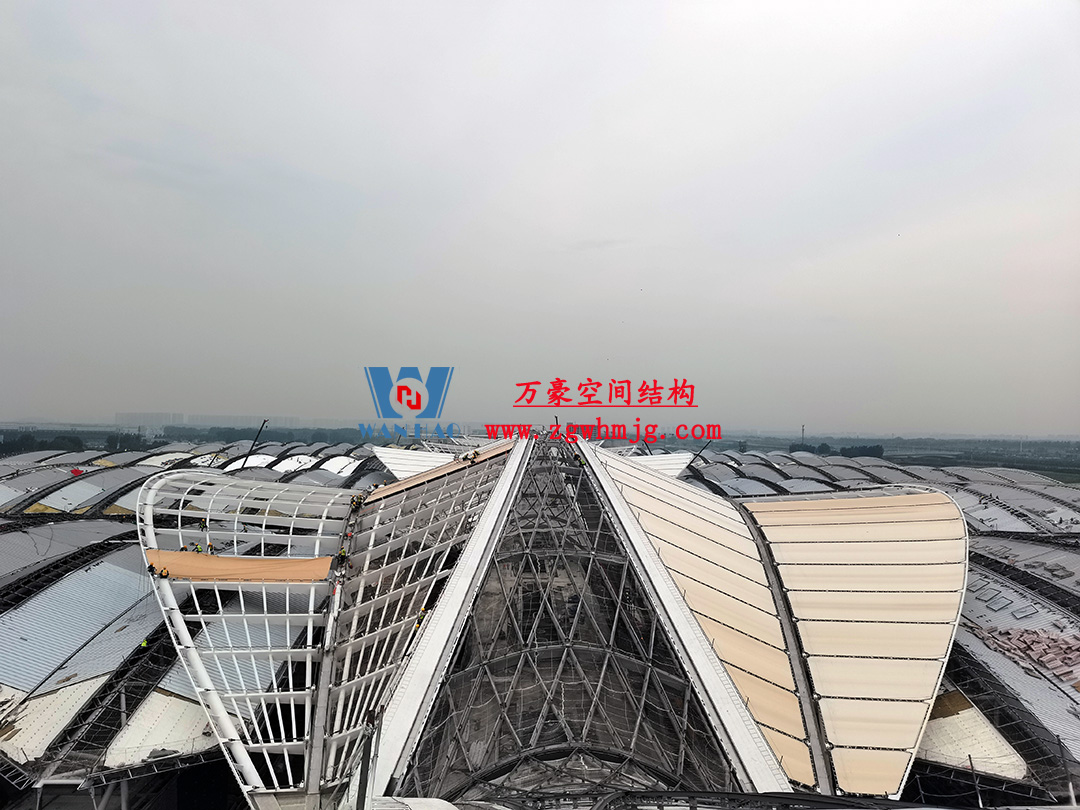 鄭州中原高鐵港數(shù)字展貿(mào)城ETFE膜結(jié)構(gòu) PTFE膜結(jié)構(gòu)項(xiàng)目 鄭州中原高鐵港數(shù)字展貿(mào)城ETFE膜結(jié)構(gòu) PTFE膜結(jié)構(gòu)項(xiàng)目