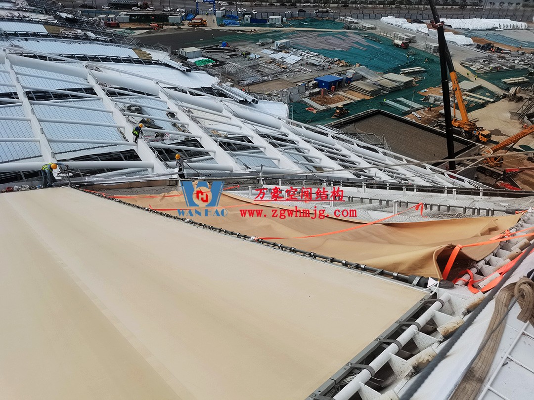 鄭州中原高鐵港數(shù)字展貿城ETFE膜結構 PTFE膜結構項目 鄭州中原高鐵港數(shù)字展貿城ETFE膜結構 PTFE膜結構項目