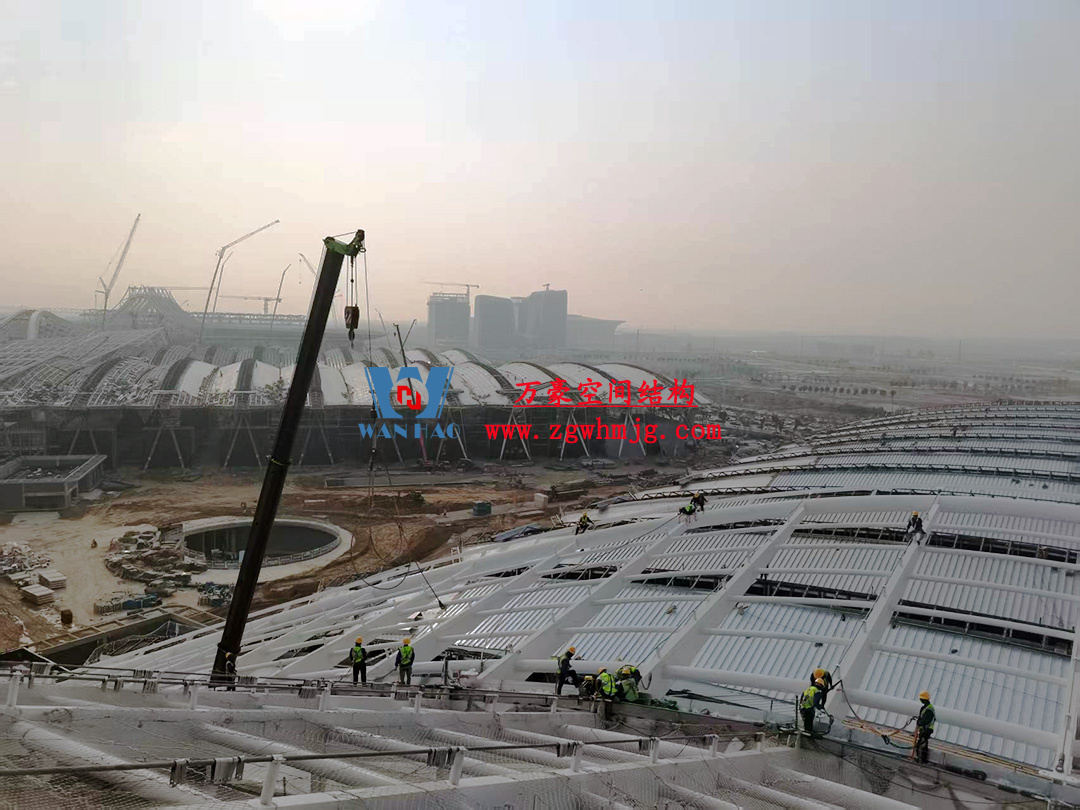 鄭州中原高鐵港數(shù)字展貿城ETFE膜結構 PTFE膜結構項目 鄭州中原高鐵港數(shù)字展貿城ETFE膜結構 PTFE膜結構項目