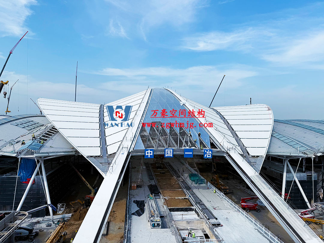 鄭州中原高鐵港數(shù)字展貿(mào)城ETFE PTFE膜結(jié)構(gòu)項目 鄭州中原高鐵港數(shù)字展貿(mào)城ETFE PTFE膜結(jié)構(gòu)項目