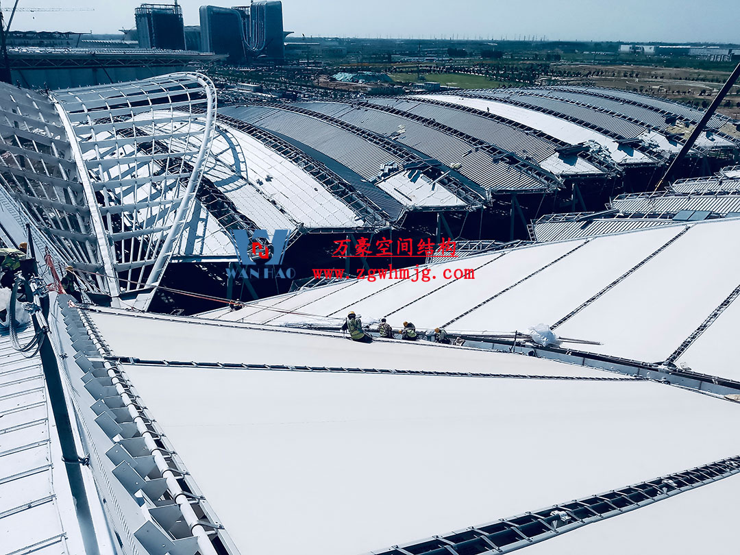 鄭州中原高鐵港數(shù)字展貿(mào)城ETFE PTFE膜結(jié)構(gòu)項目 鄭州中原高鐵港數(shù)字展貿(mào)城ETFE PTFE膜結(jié)構(gòu)項目