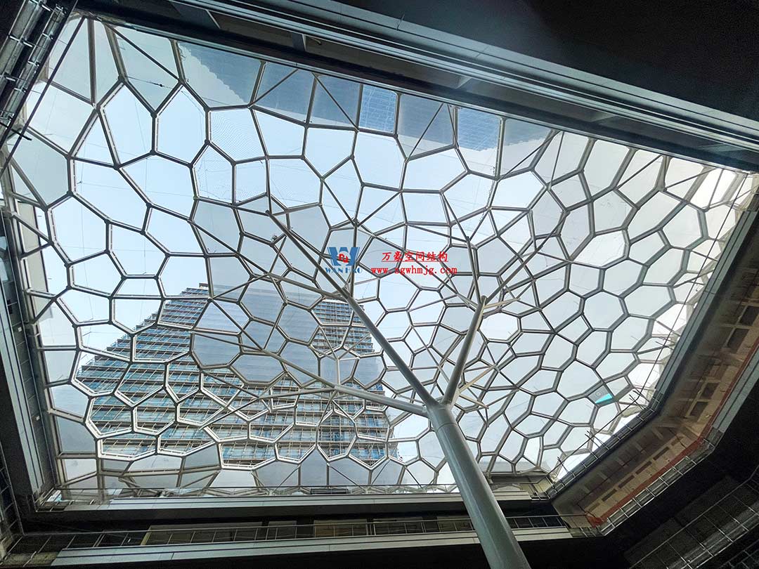 安吉云安里ETFE氣枕商業(yè)天幕圓滿完工 安吉云安里ETFE氣枕商業(yè)天幕圓滿完工