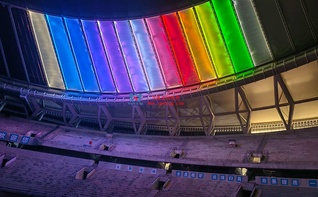 太湖之畔，華燈初上|無錫奧體中心施工加速