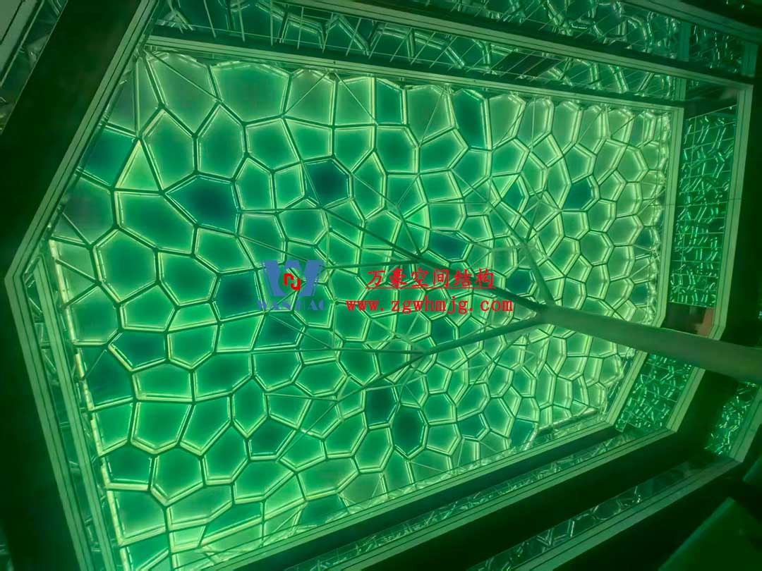 安吉縣昌碩小區(qū)地塊房產(chǎn)開發(fā)項目ETFE天幕 安吉縣昌碩小區(qū)地塊房產(chǎn)開發(fā)項目ETFE天幕