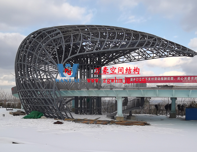 什么是異形鋼結(jié)構(gòu)？復(fù)雜空間異形鋼結(jié)構(gòu)該如何選擇廠家？