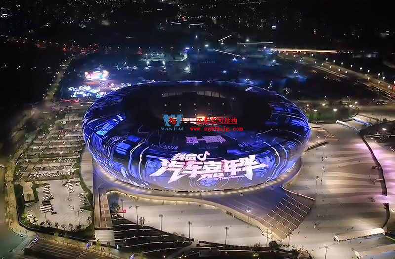 假期還在繼續(xù)，這個ETFE膜結(jié)構(gòu)足球場內(nèi)精彩正在上演~